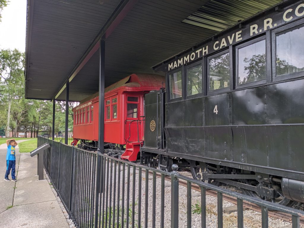 Old Mammoth Cave railroad cars