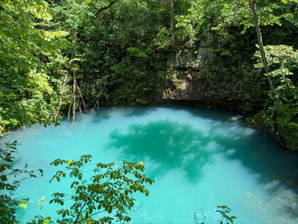 Round Spring, Current River, Ozarks: Bluish Green Paradise