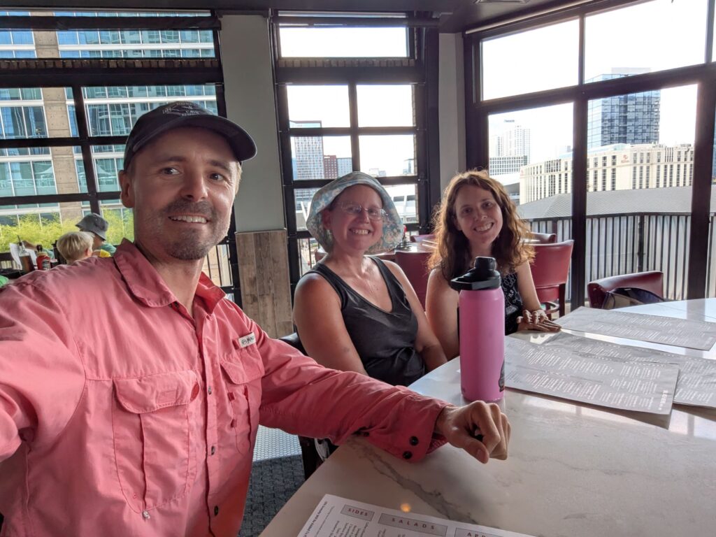 Rooftop dining in a 6 story diner